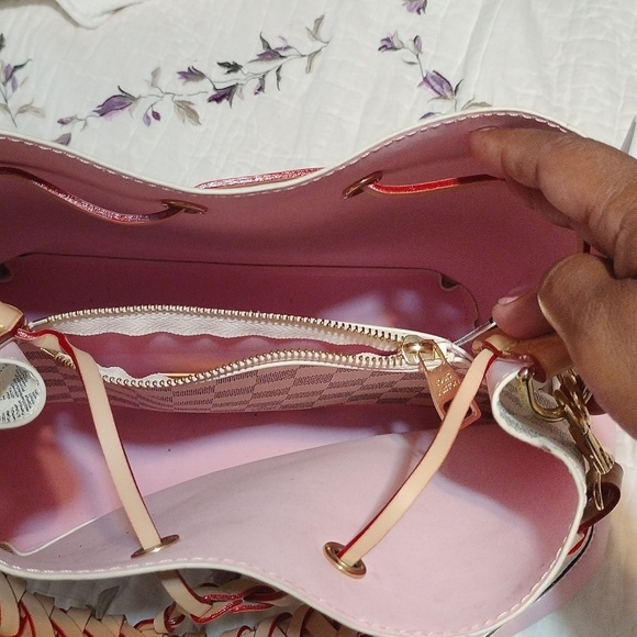 Louis Vuitton handbag - Picture 2 of 7